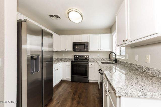 841 E LAMONTE Street, San Tan Valley, AZ 85140