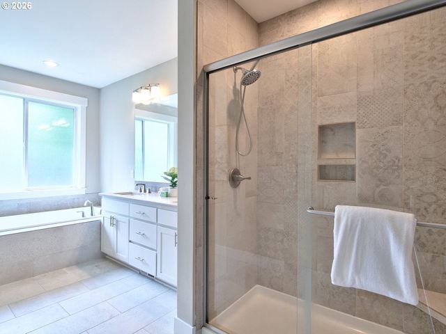 11807 Nw 7TH Ave, Vancouver, WA 98685