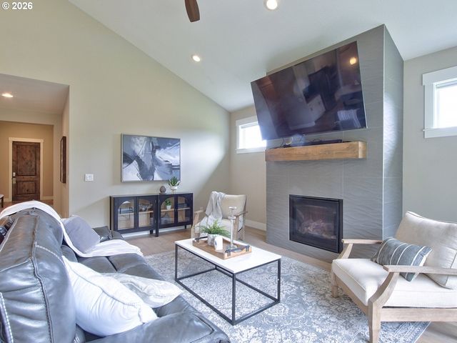 11807 Nw 7TH Ave, Vancouver, WA 98685