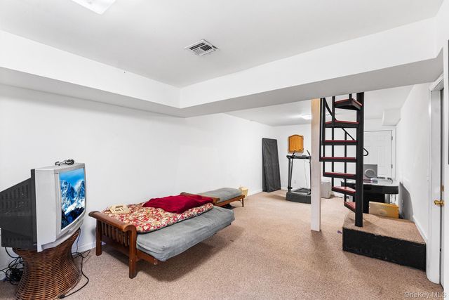 12 Cedar Lane, Poughquag, NY 12570