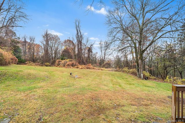 12 Cedar Lane, Poughquag, NY 12570