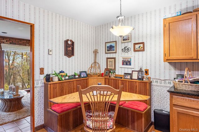 12 Cedar Lane, Poughquag, NY 12570