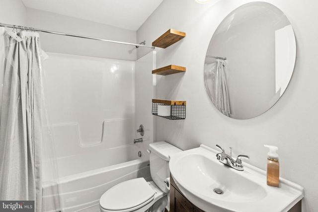 6532 BELMONT RD, Mineral, VA 23117