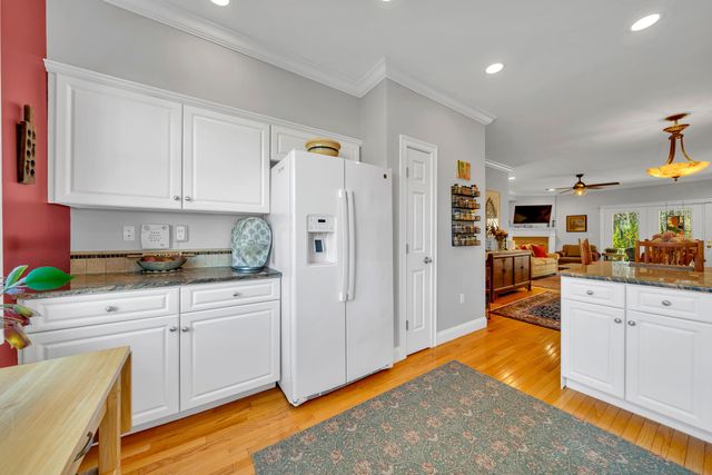 131 Court St Unit 10, Exeter, NH 03833