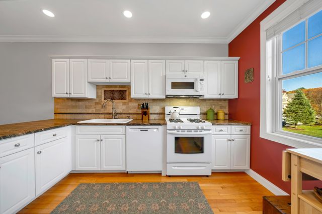 131 Court St Unit 10, Exeter, NH 03833