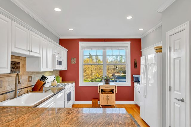 131 Court St Unit 10, Exeter, NH 03833