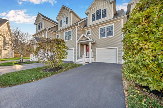 131 Court St Unit 10, Exeter, NH 03833