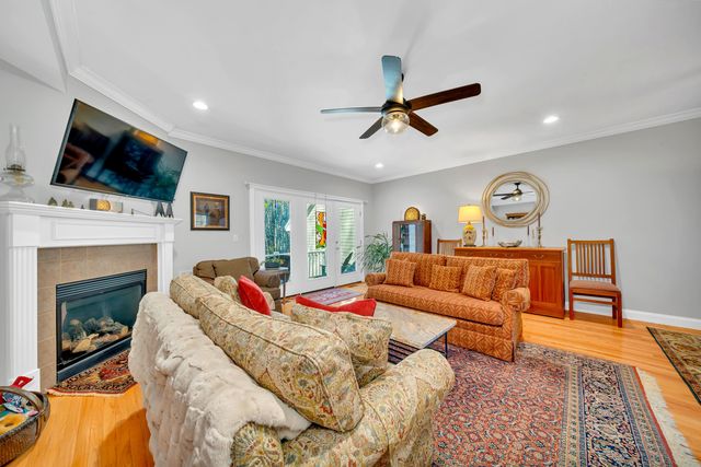 131 Court St Unit 10, Exeter, NH 03833