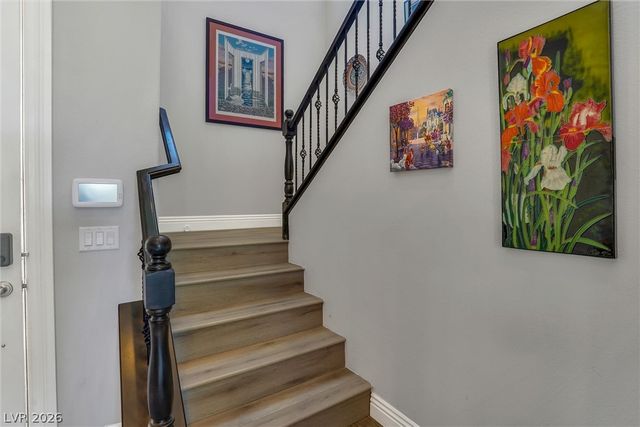 72 Newton Ridge Way, Las Vegas, NV 89183