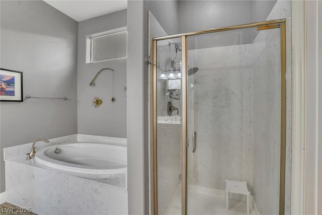 72 Newton Ridge Way, Las Vegas, NV 89183