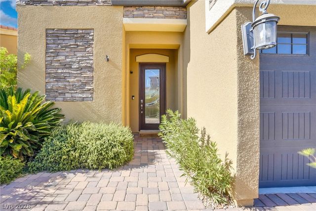 72 Newton Ridge Way, Las Vegas, NV 89183