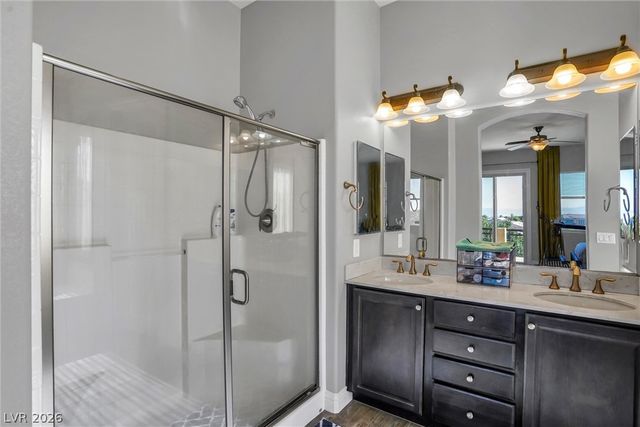 72 Newton Ridge Way, Las Vegas, NV 89183