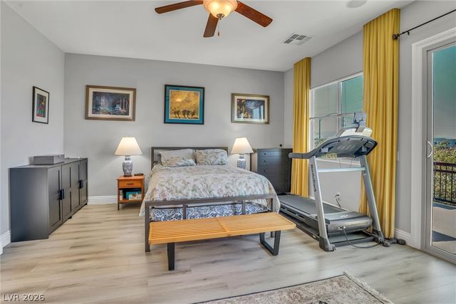 72 Newton Ridge Way, Las Vegas, NV 89183