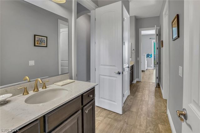 72 Newton Ridge Way, Las Vegas, NV 89183