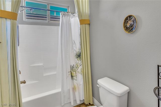 72 Newton Ridge Way, Las Vegas, NV 89183
