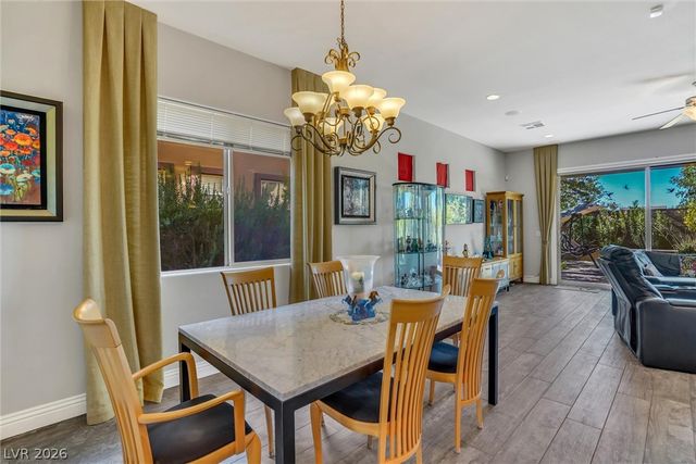 72 Newton Ridge Way, Las Vegas, NV 89183