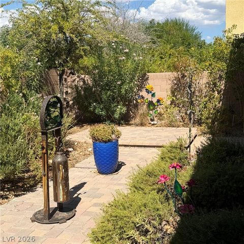 72 Newton Ridge Way, Las Vegas, NV 89183