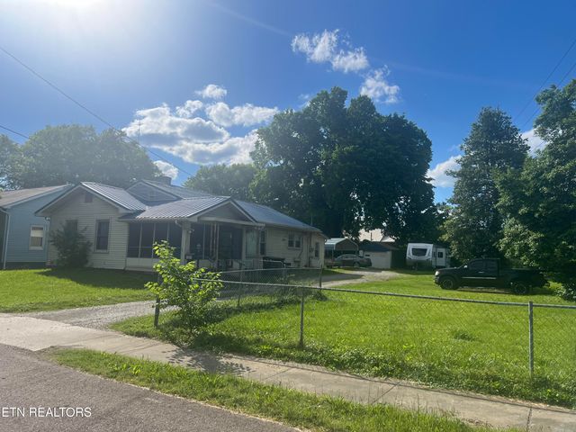1921 Albert Ave, Knoxville, TN 37917