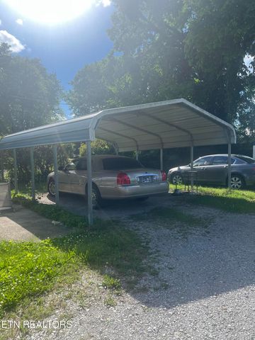 1921 Albert Ave, Knoxville, TN 37917