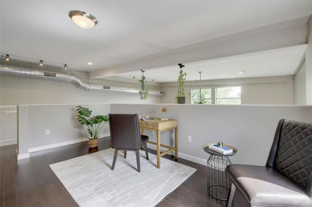 1601 E Cesar Chavez ST 201, Austin, TX 78702