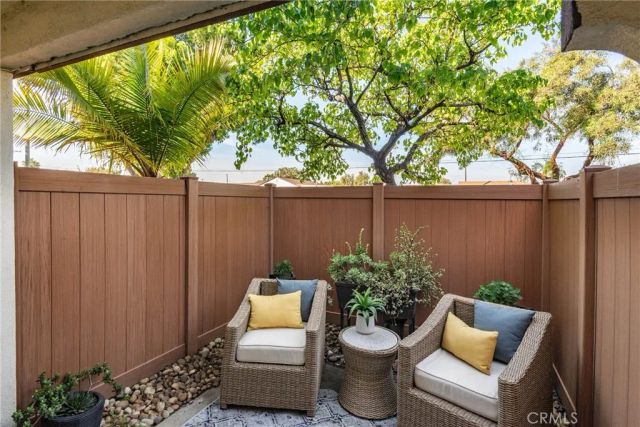 23020 S Vermont, Torrance, CA 90502