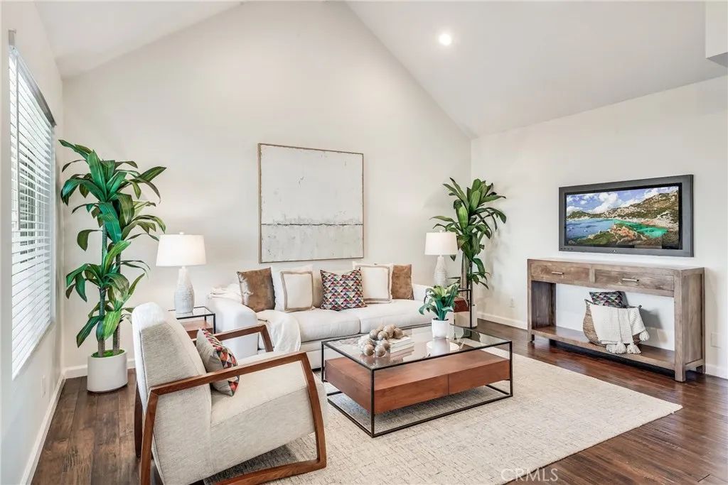 23020 S Vermont, Torrance, CA 90502