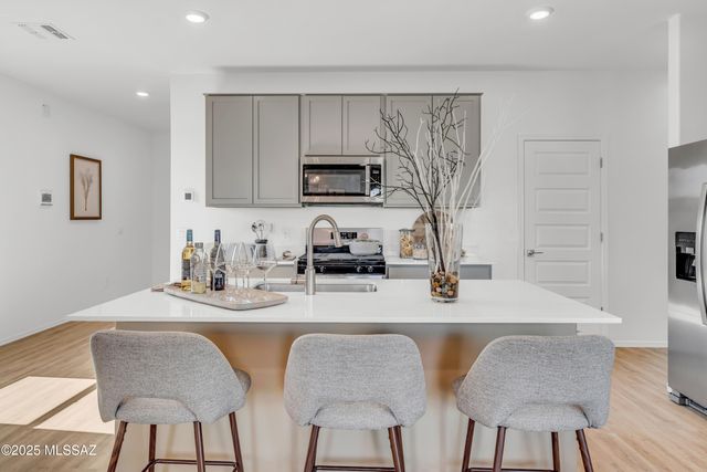 10423 W Thetford Lane, Marana, AZ 85653