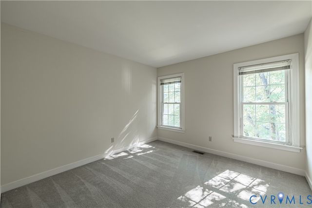 10294 Henderson Hall Rd, Mechanicsville, VA 23116