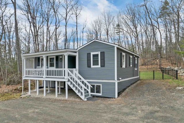 78 Beach Pond Road, Wolfeboro, NH 03894