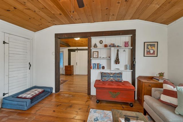 78 Beach Pond Road, Wolfeboro, NH 03894