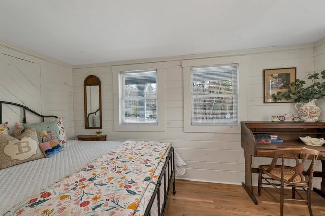 78 Beach Pond Road, Wolfeboro, NH 03894