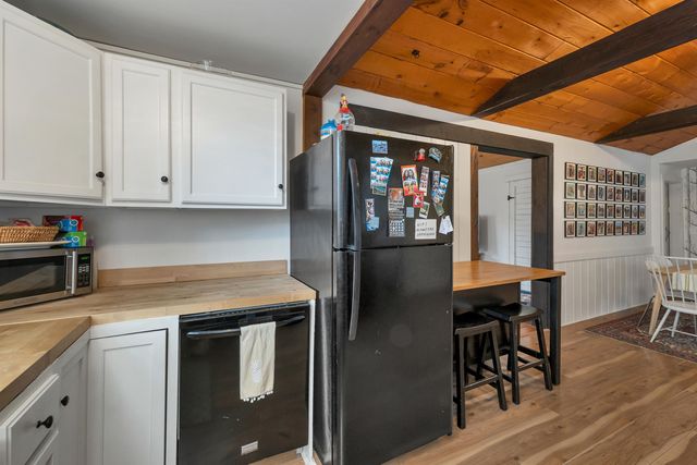 78 Beach Pond Road, Wolfeboro, NH 03894