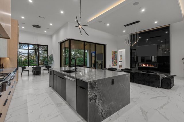 1490 Forest Knoll Drive, Westlake, TX 76262