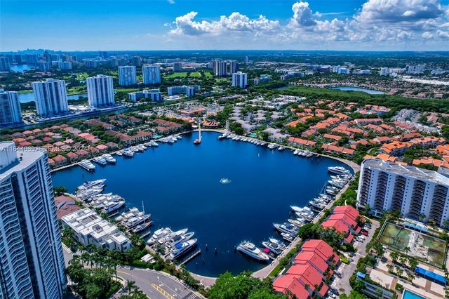 21200 Point Place 1204, Aventura, FL 33180