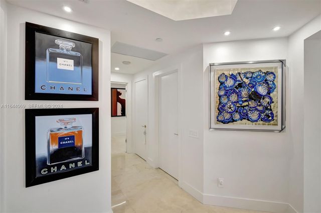 21200 Point Place 1204, Aventura, FL 33180