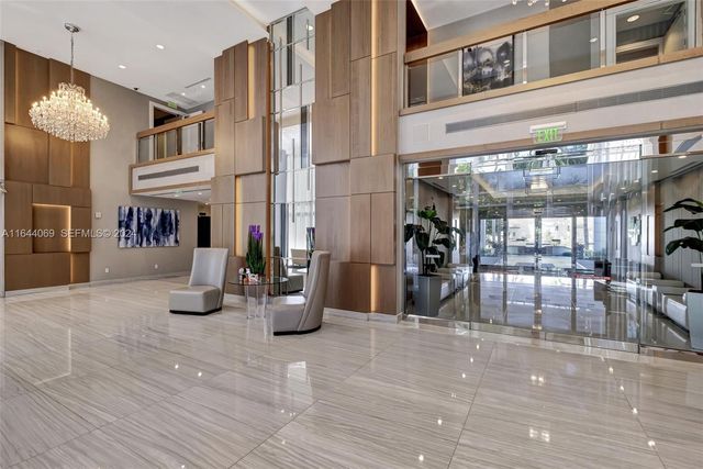 21200 Point Place 1204, Aventura, FL 33180