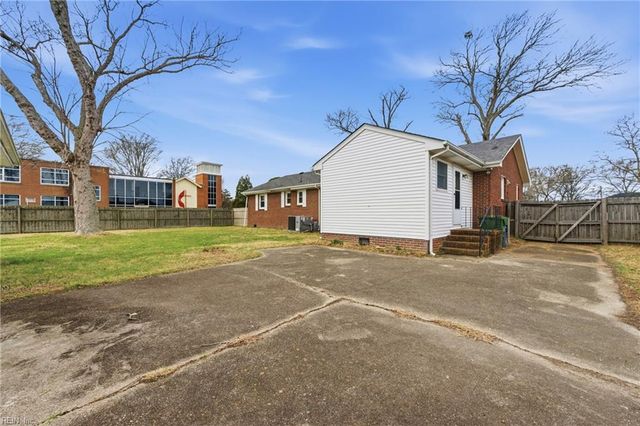 2725 Greendale AVE, Norfolk, VA 23518