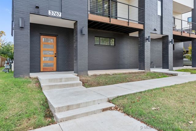 3767 S Riverside Drive E 3767, Tulsa, OK 74105