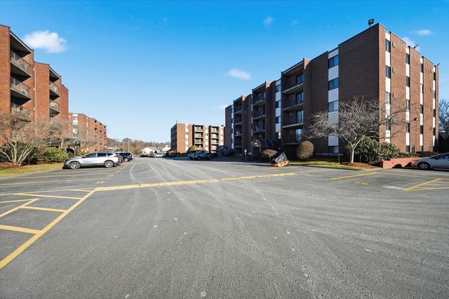 137 Franklin St 406, Stoneham, MA 02180