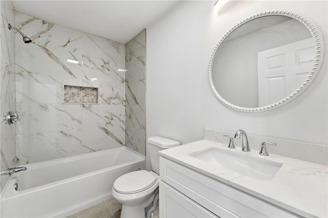 307 Hawkins Street, Providence, RI 02904