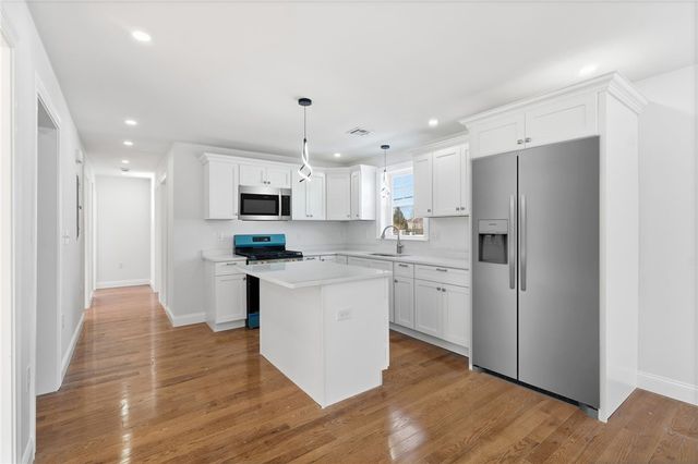 307 Hawkins Street, Providence, RI 02904