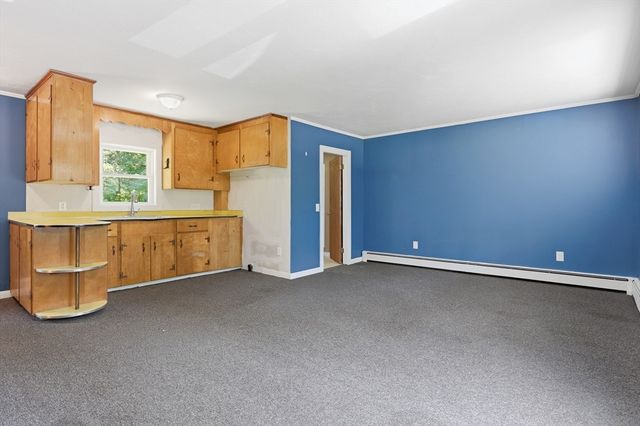 983 Rindge Rd, Fitchburg, MA 01420