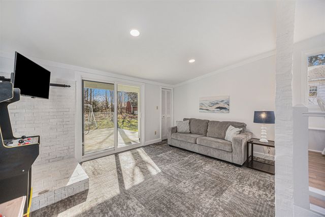 620 N Lakeshore Drive, Ludington, MI 49431