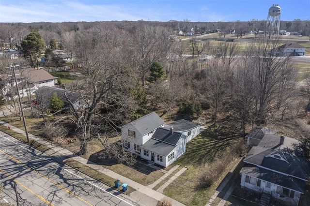 620 N Lakeshore Drive, Ludington, MI 49431