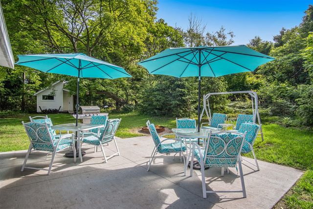 620 N Lakeshore Drive, Ludington, MI 49431