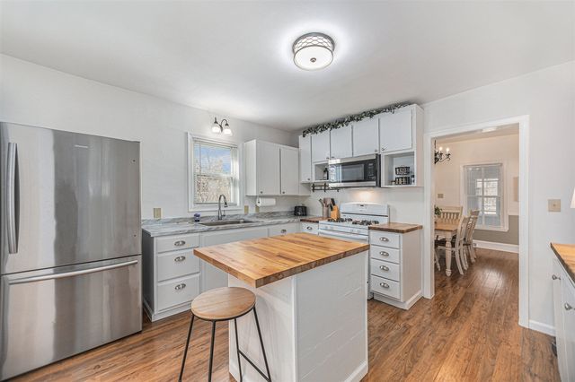 620 N Lakeshore Drive, Ludington, MI 49431