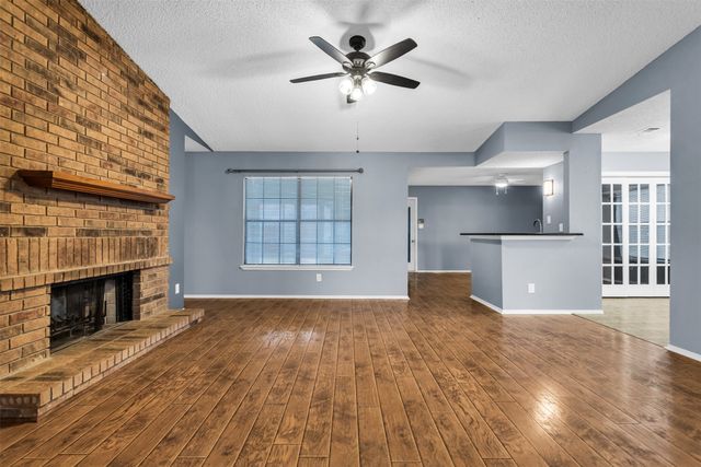 4205 Keys Drive, The Colony, TX 75056