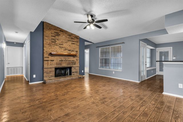 4205 Keys Drive, The Colony, TX 75056