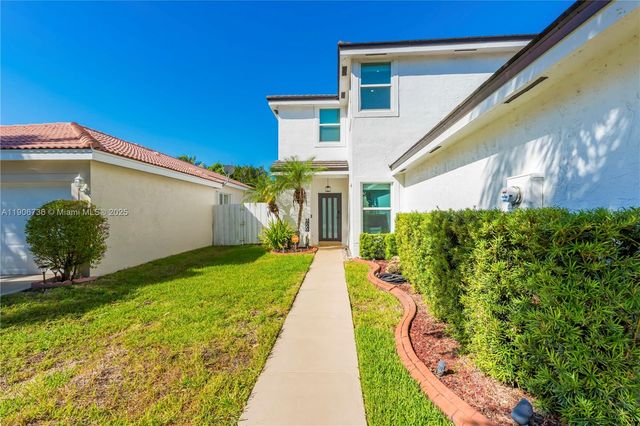 1854 SW 176th Way, Miramar, FL 33029