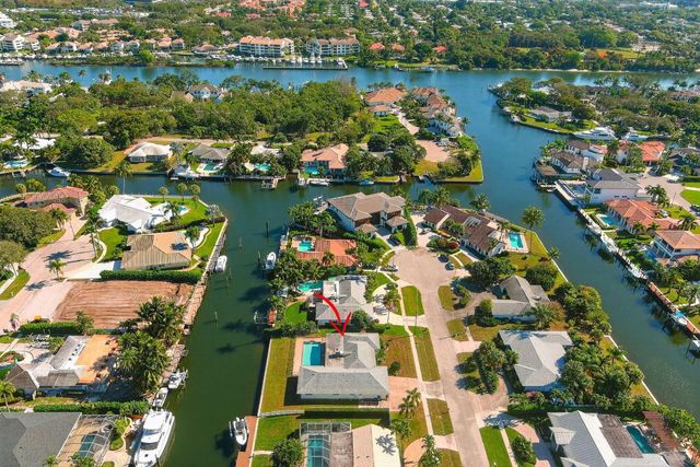 2185 Carib Circle, Palm Beach Gardens, FL 33410